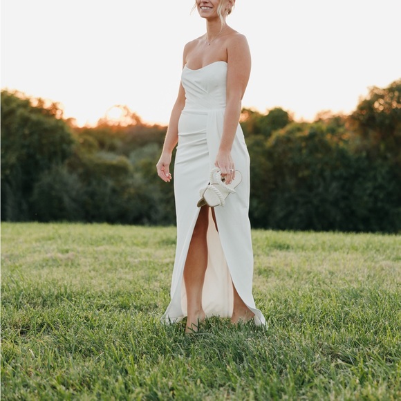 Katie May Pamela Gown - Picture 4 of 10